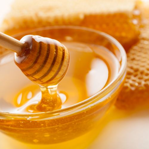 DIY Oatmeal Honey And Sugar Facemask